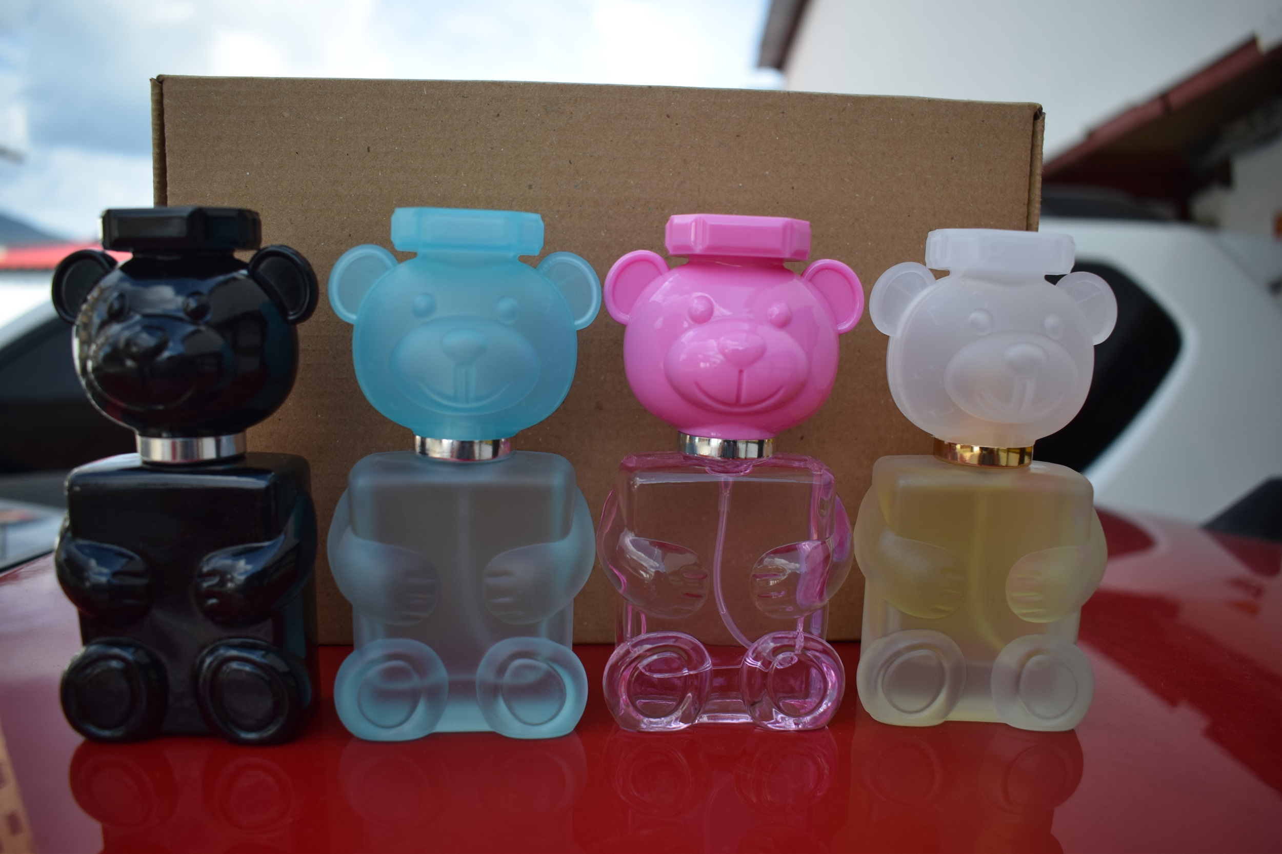 Estuche Moschino X4